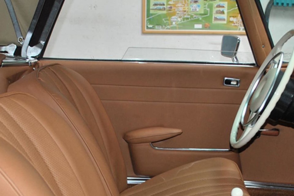 Autobeklederij Meijer voor bekledingreparatie