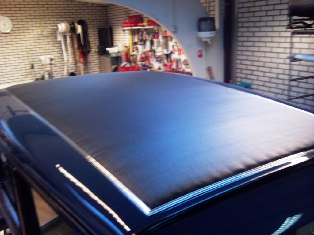Vinyldaken bij Autobeklederij Meijer